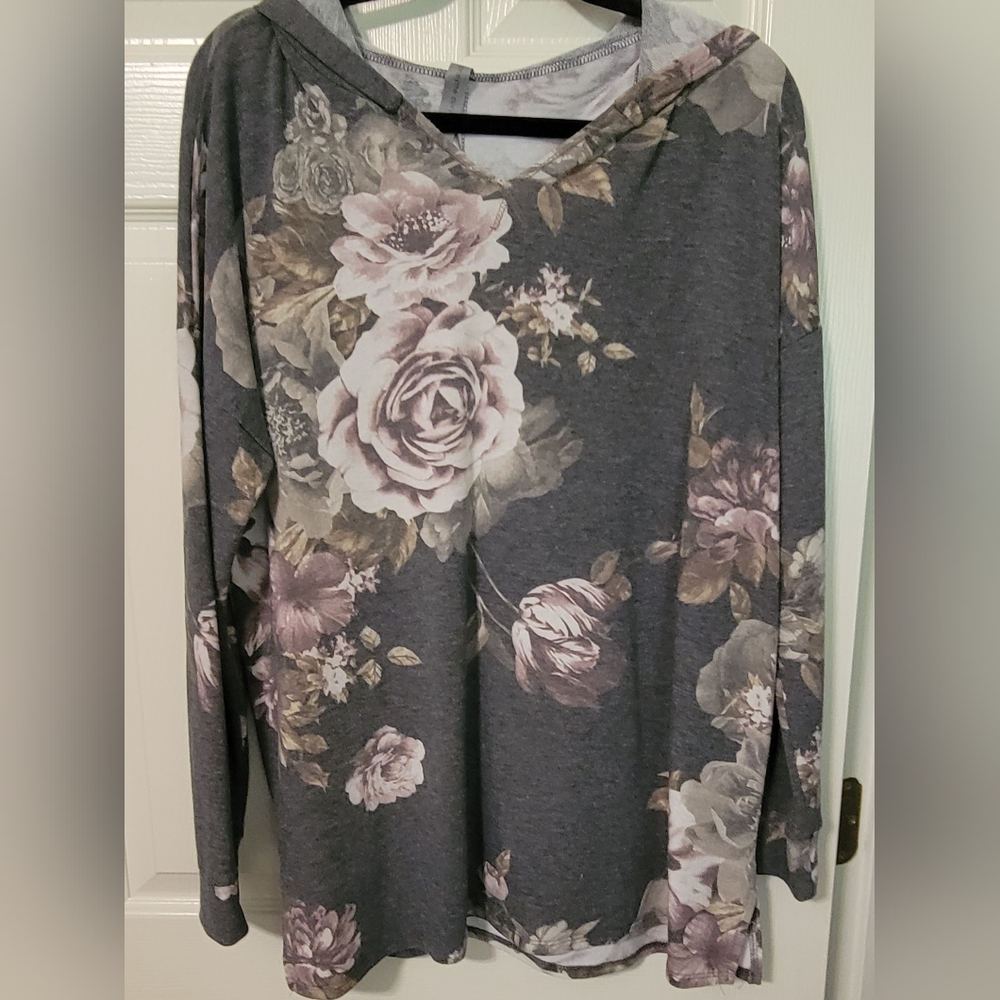 Honeyme curvy grey floral hoodie